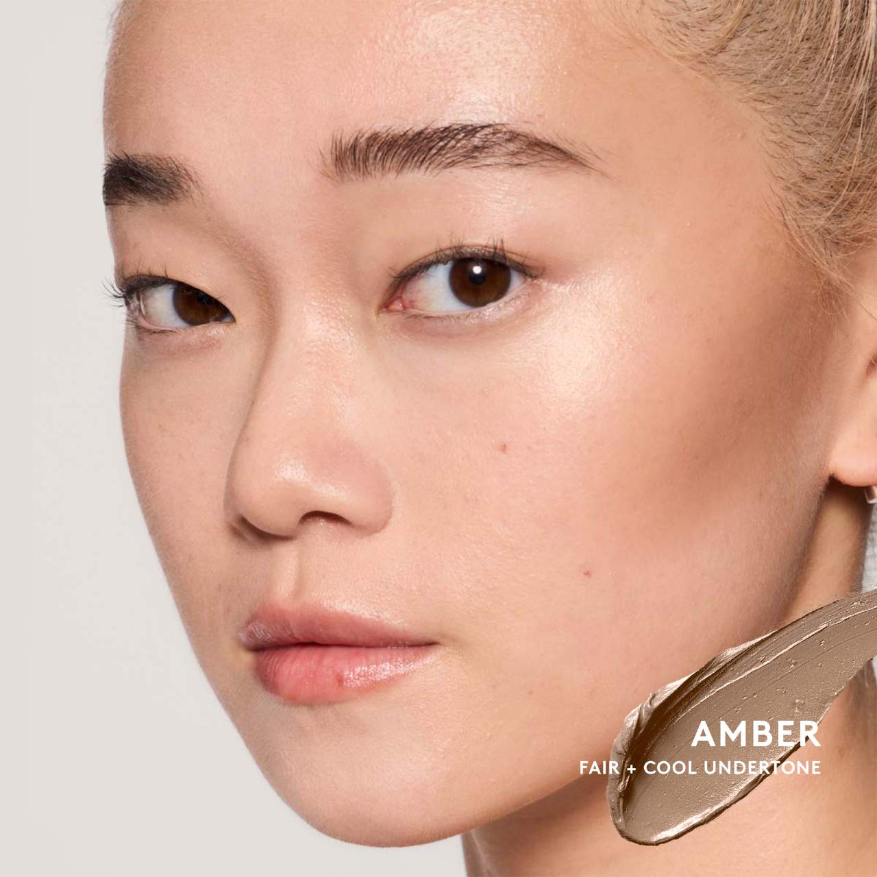 s1925577-av-001-zoom